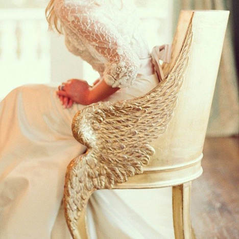 bridal angel chair fromversailleswithlove.tumblr.com
